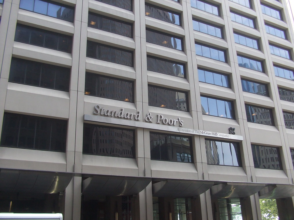 S&#038;P indicates Russia on the verge of historic default, Transatlantic Today