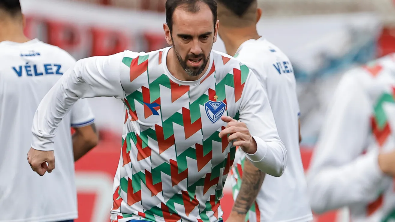 Diego Godín&#8217;s Emotional Farewell: A Legend Departs, Transatlantic Today