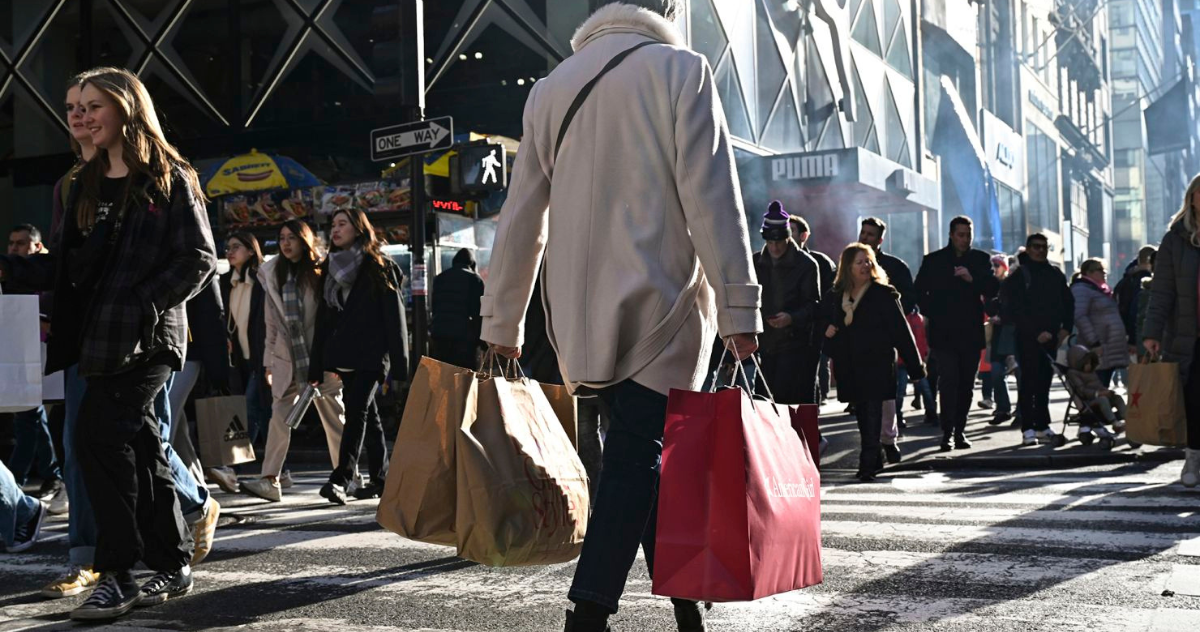 US Economic Surge: Factors Behind Leading Global Growth, Transatlantic Today