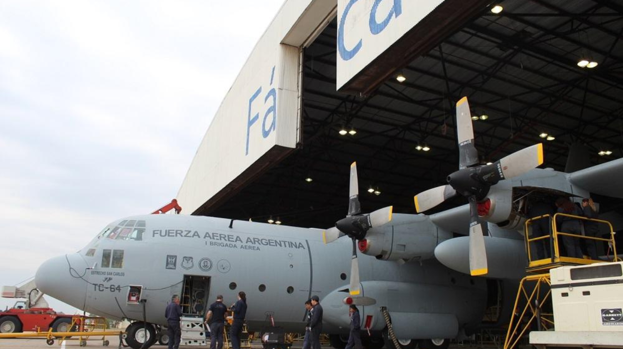 Transfer of New Hercules Aircraft Strengthens Argentina-US Relations