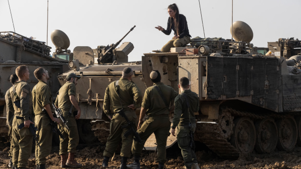 _Israel to Close Desert Detention Camp Amid Abuse Allegations