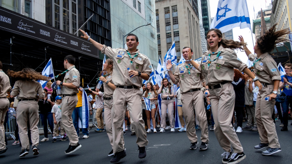Parade for Israel in NYC Highlights Solidarity Amid Gaza Conflict