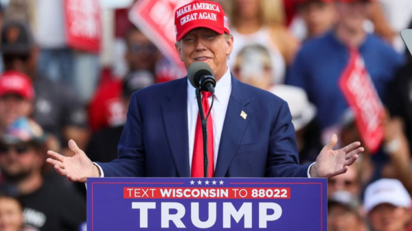_Trump Criticizes Economy in Wisconsin as Foxconn Promises Fall Short