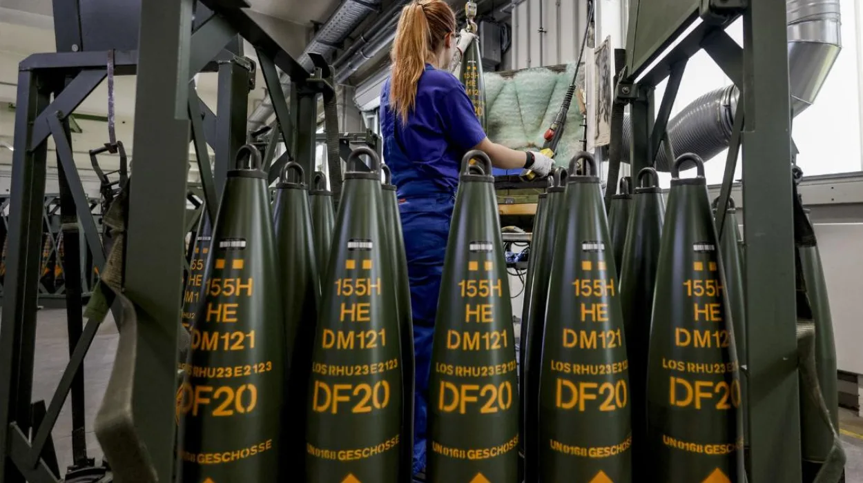 EU Parliament Passes Act to Boost Ammunition Production for Ukraine