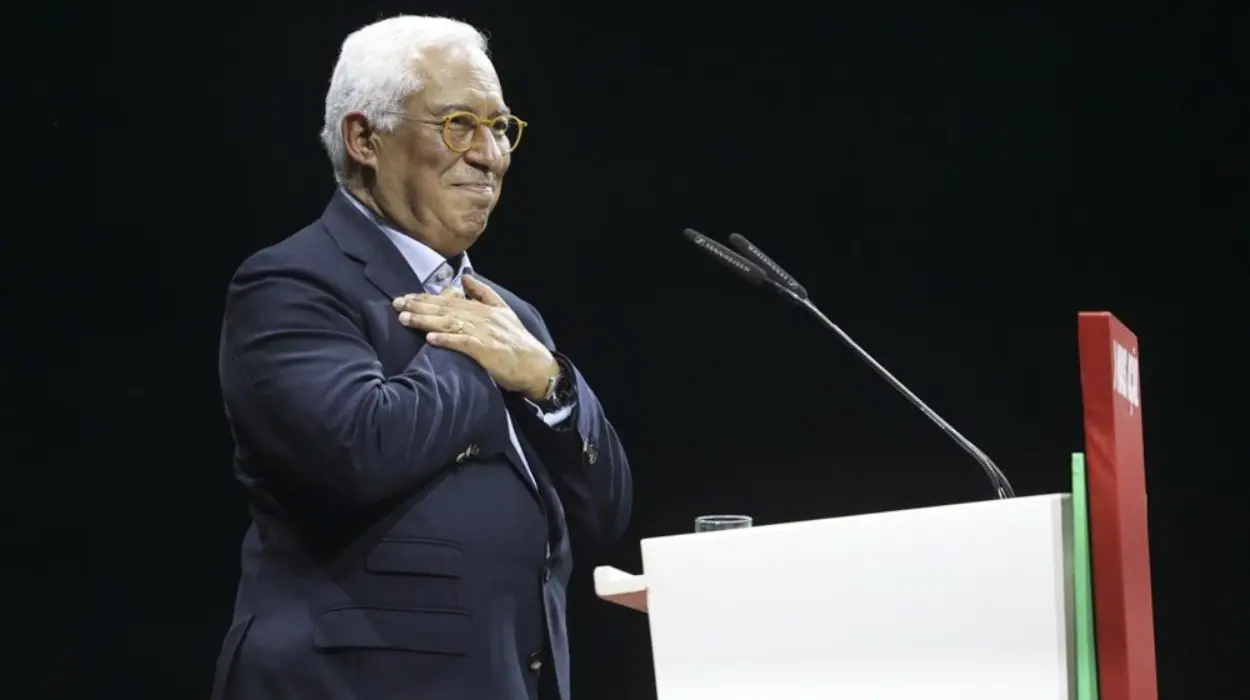 Portugal’s António Costa Honored with Farewell Gift at Final EU Summit