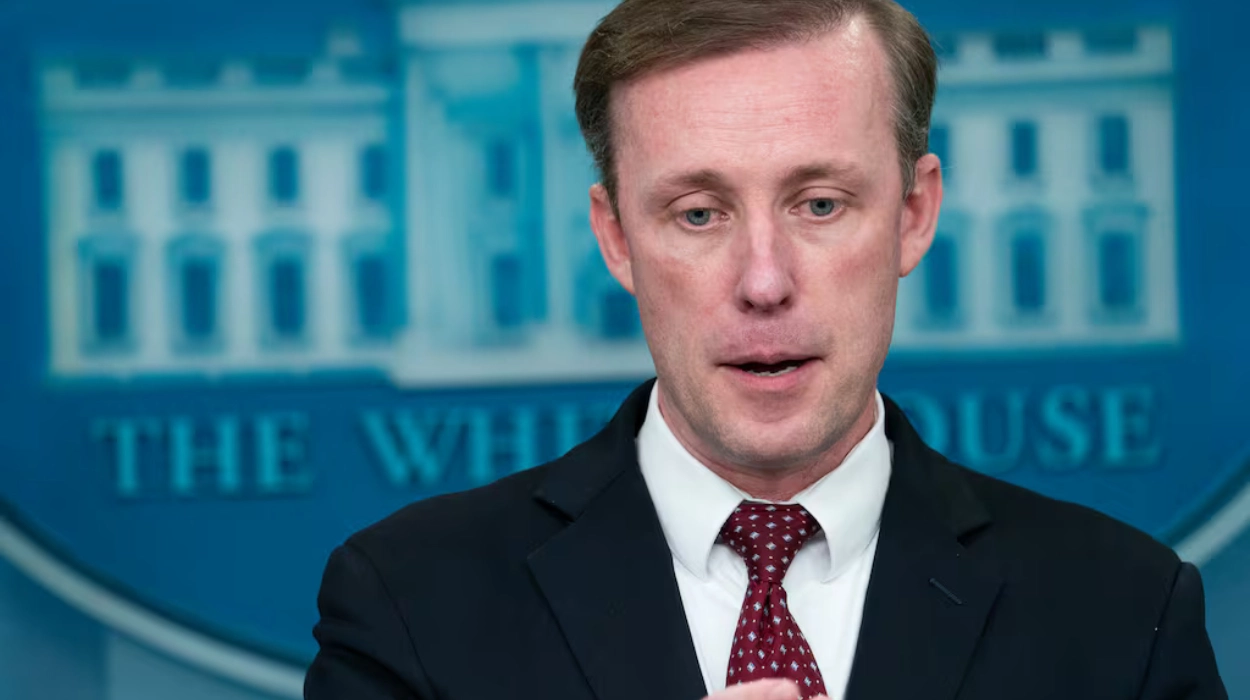U.S. Considers Naval Task Force to Protect Red Sea Shipping